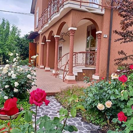 Lily - Storie Del Bosco - Bed and Breakfast San Felice sul Panaro Eksteriør billede